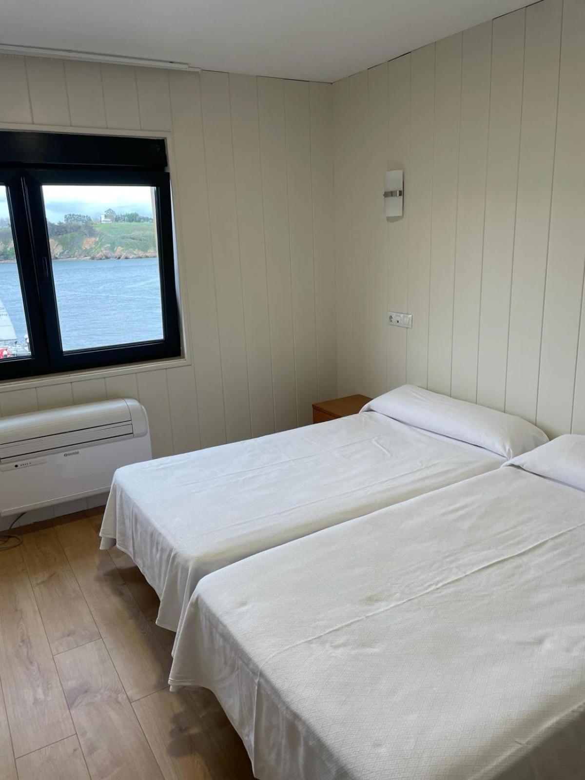 Hotel Alda Fogar Do Marineiro Ribadeo Bagian luar foto